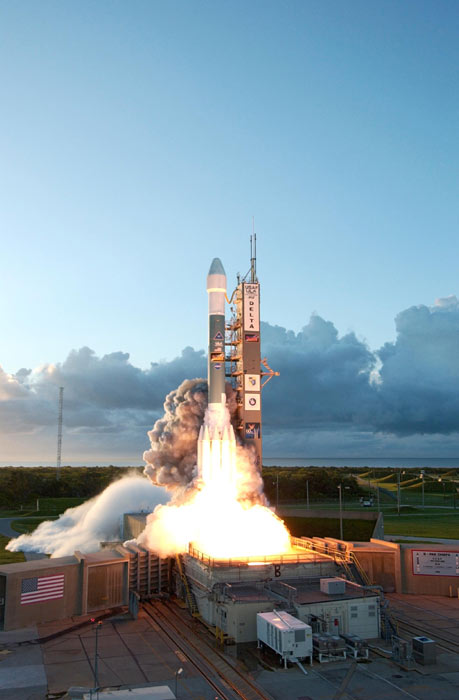 Dawn Spacecraft Launches on Mission to Asteroids Vesta and Ceres