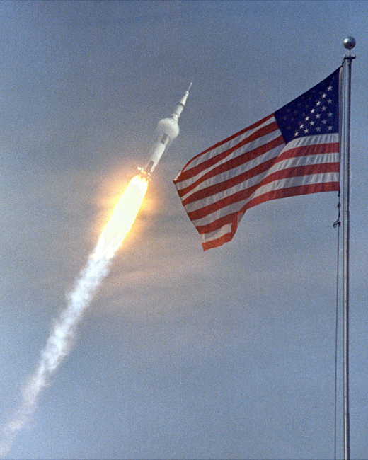 Apollo 11: Supersonic Saturn 5