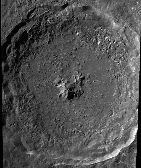 Crater on the Moon Gets Stunning Close-Up
