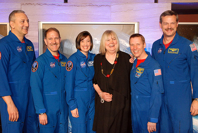 Smithsonian Rolls Out Red Carpet for Hubble 3D Premiere