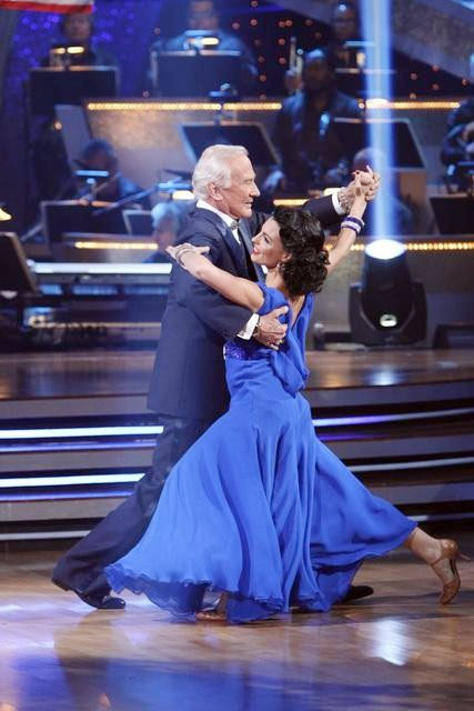 Moonwalker Buzz Aldrin Risks Elimination as 'Dancing With the Stars' Score 'Craters'