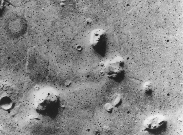 face-on-mars-cydonia-viking-1.jpg?interpolation=lanczos-none&fit=inside|*:1400