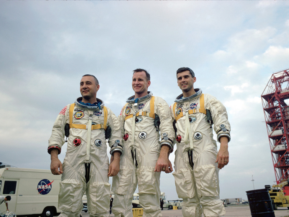 Apollo 1 Crew Outdoors