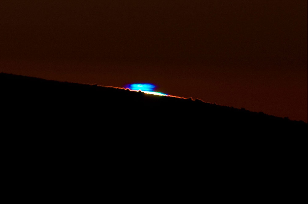 Don't It Make My Green Flash Blue