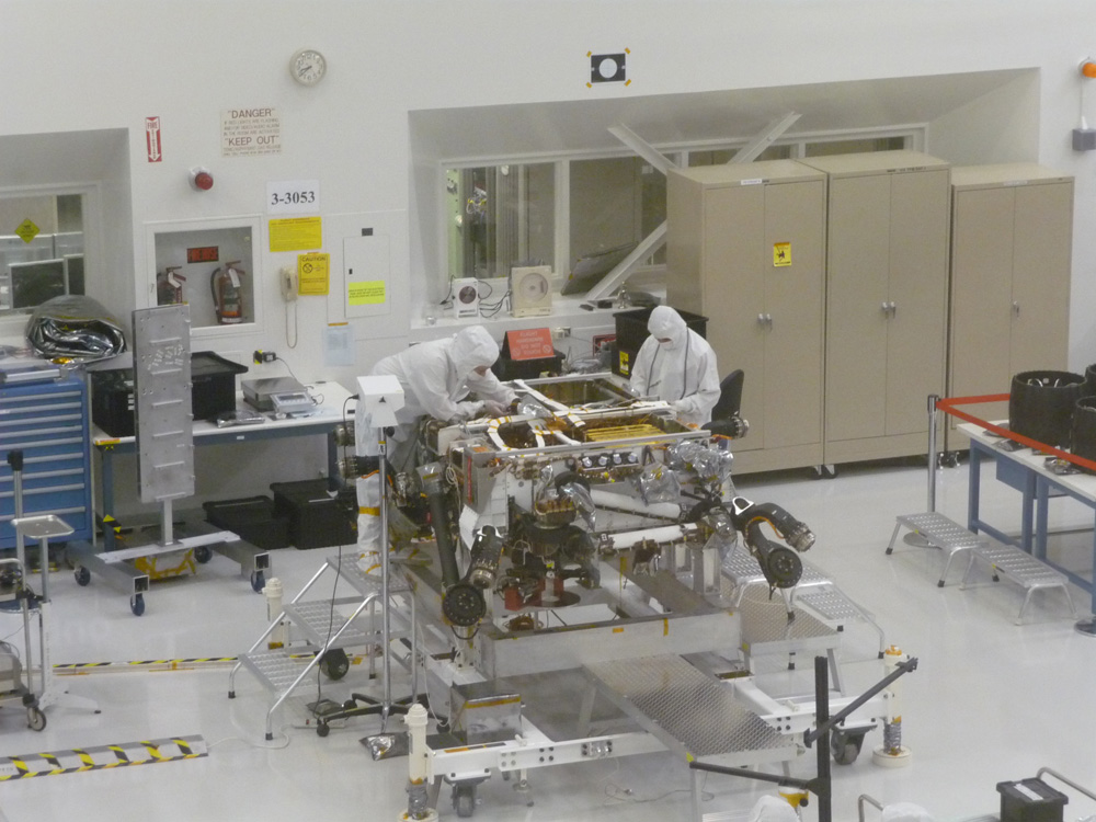 JPL technicians work on Mars Science Laboratory rover Curiosity