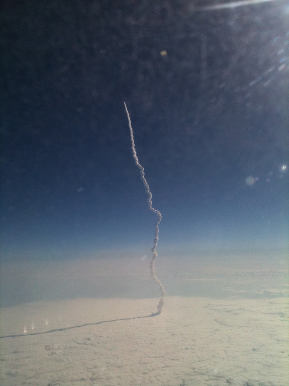 Another photo of Endeavour's May 16 launch, taken out an airplane window by passenger Stefanie Gordon.