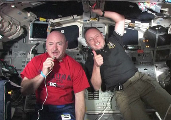 Endeavour Crew Speaks With Tucson Students