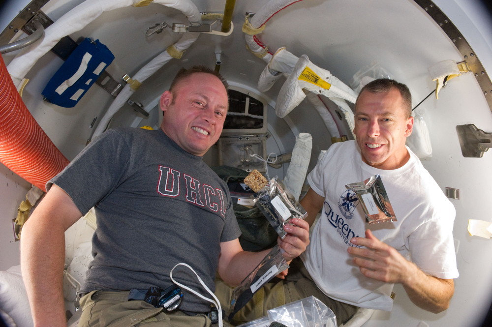 Fincke and Feustel Eating Breakfast