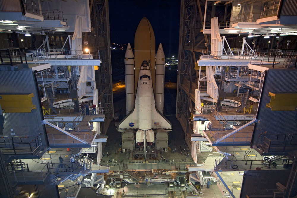 Atlantis Rolls Out of the Vehicle Assembly Building
