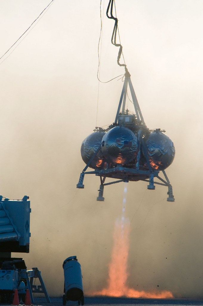 Morpheus Lander Third Tethered Test
