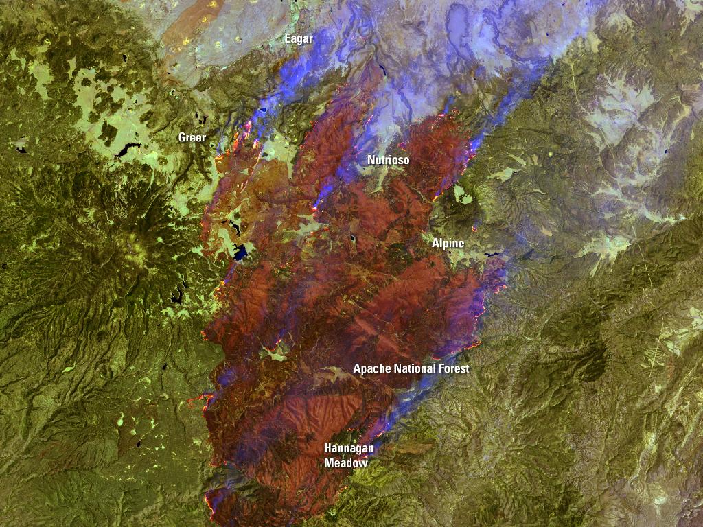 Landsat 7 Sees Smoke from Raging Arizona Wallow Fire