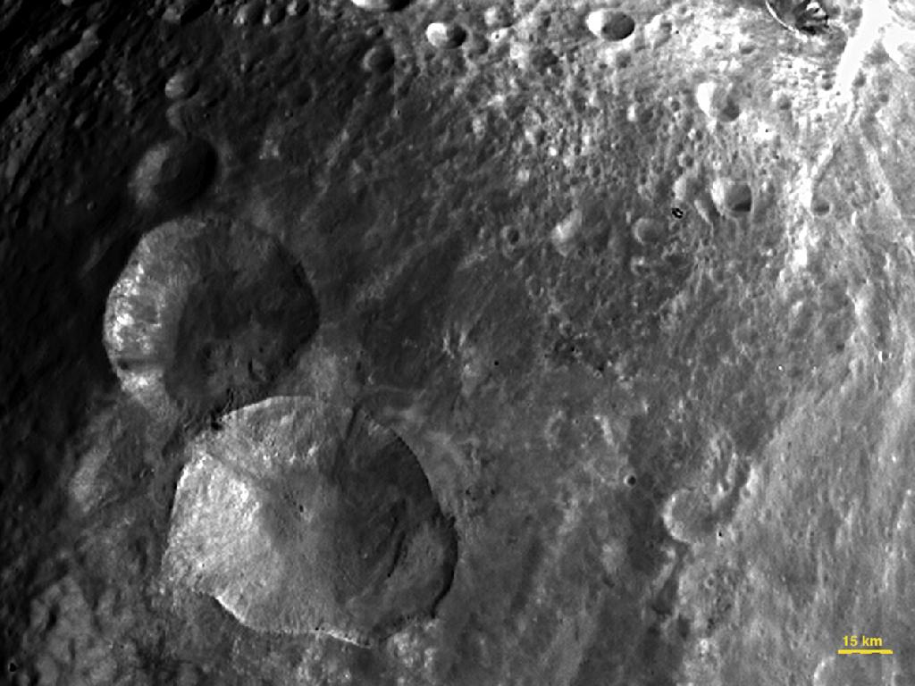 Vesta: pourrait cacher le Millennium Falcon