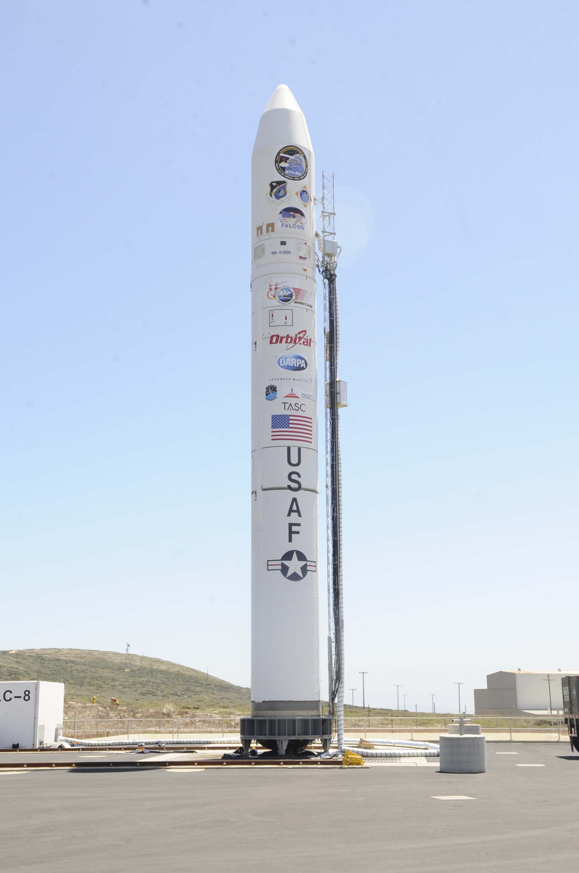 Minotaur 4 with Hypersonic HTV-2 Aircraft Payload
