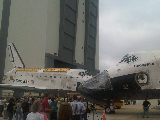 Endeavour, Meet Discovery