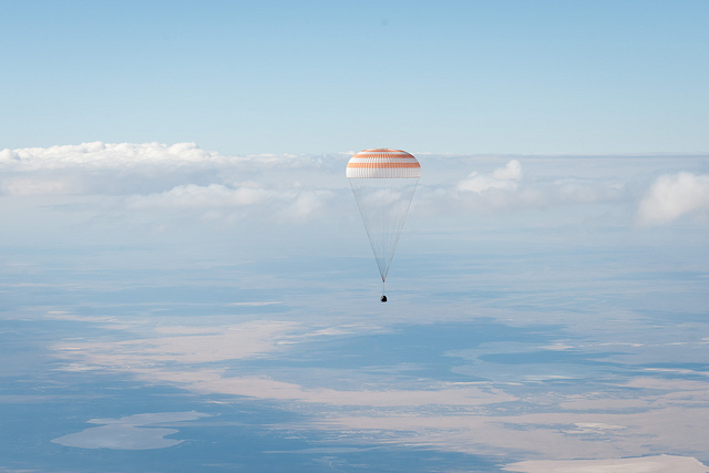 Expedition 28 Landing