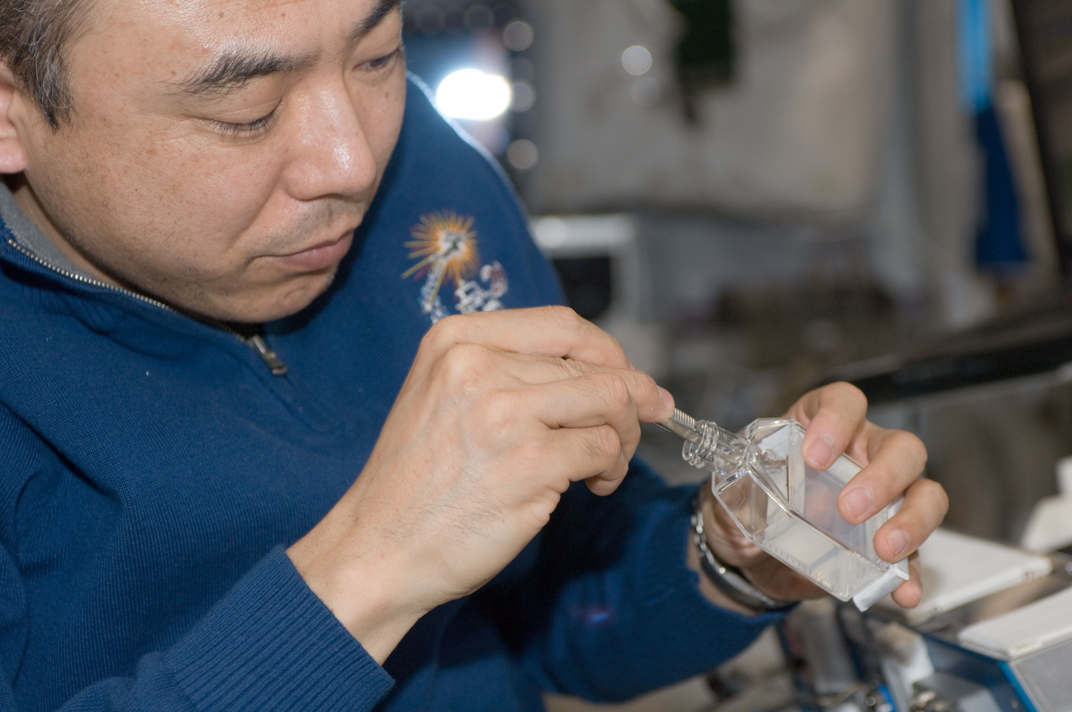 Satoshi Furukawa Conducts an Experiment in the Columbus Laboratory