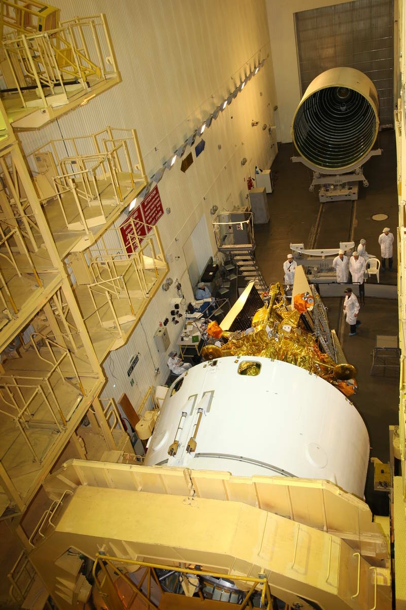 Russia Packs Mars Phobos-Grunt Spacecraft for Launch