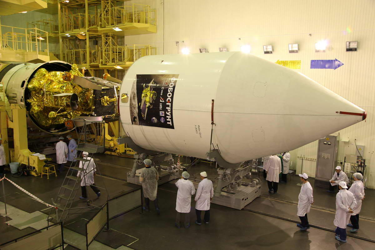 Russia Packs Mars Phobos-Grunt Spacecraft for Launch