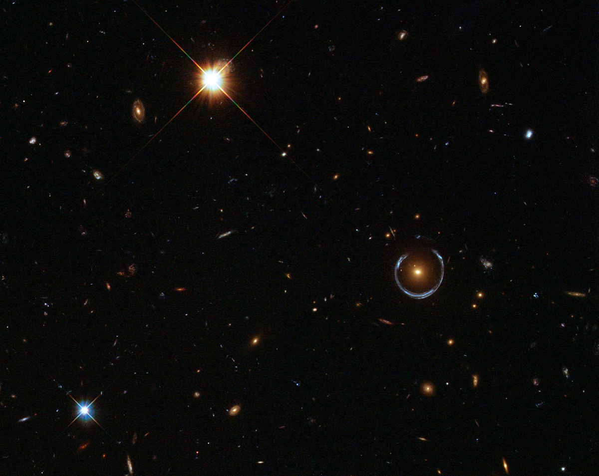 A Cosmic Horseshoe