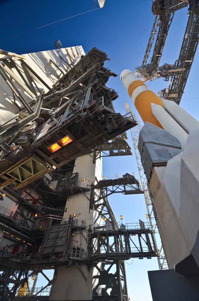 Delta 4 Rocket Carrying Wideband Global SATCOM-4 Satellite 1