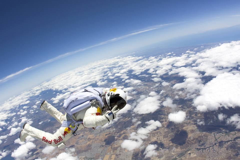 Photos: Skydiver Falls 13 Miles in 'Space Jump' Practice