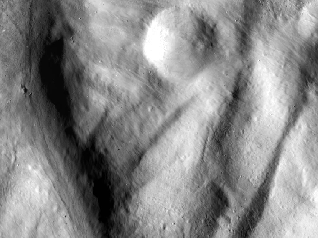 Flowing Material