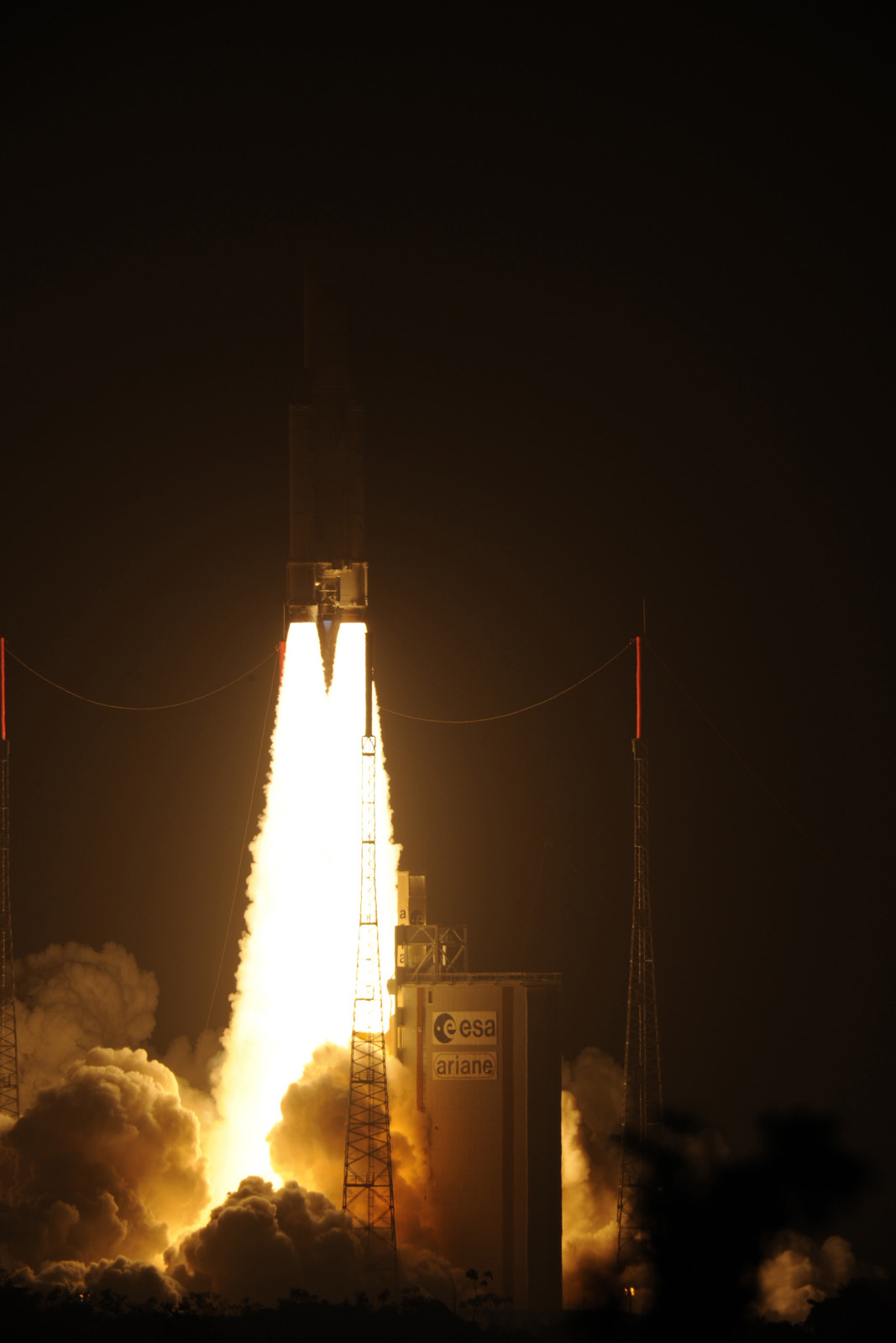 ATV-3 Cargo Ship Lights Up Sky: March 23, 2012 Launch