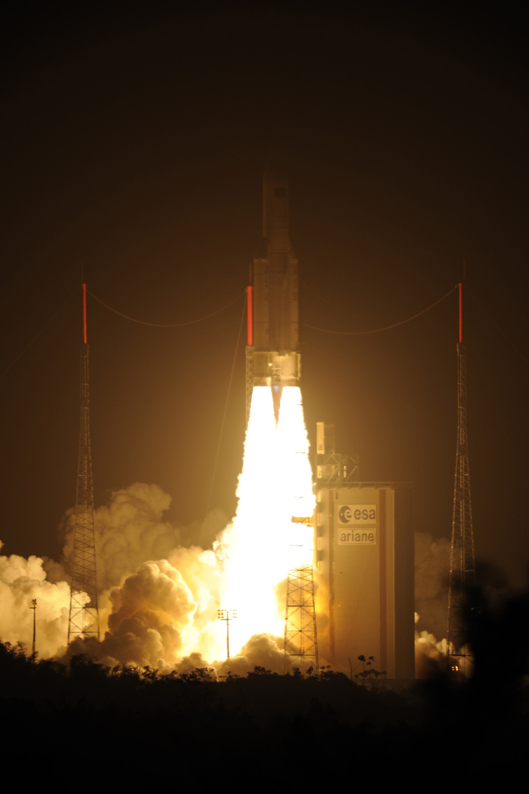 ATV-3 Cargo Ship Lights Up Sky: March 23, 2012 Launch
