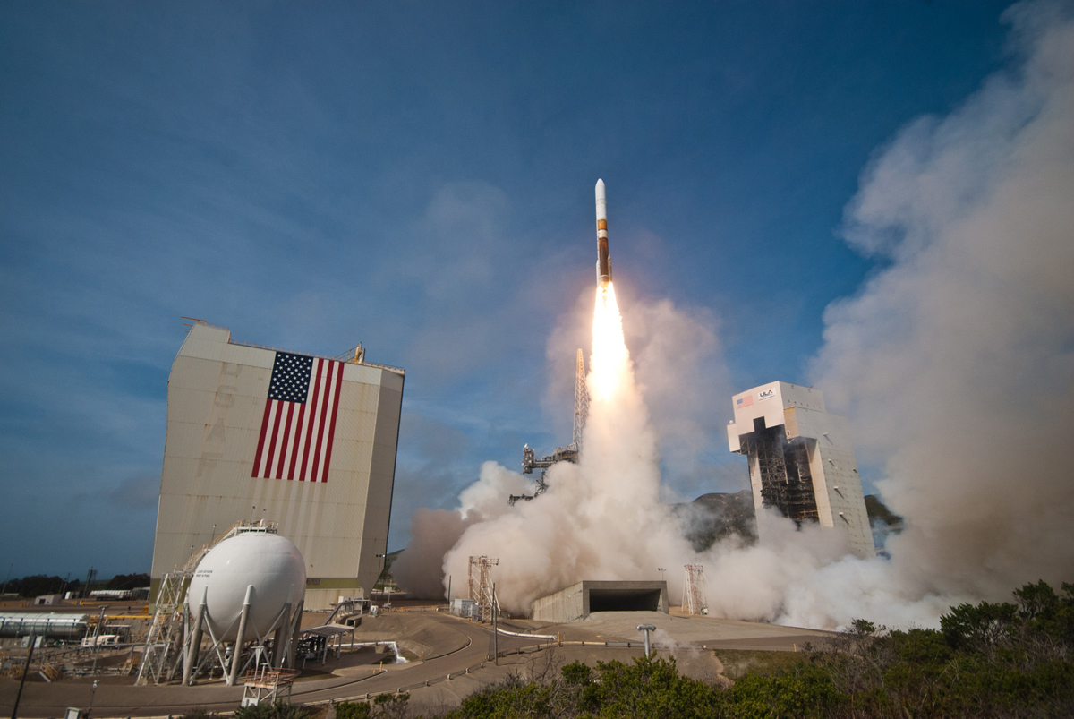 NROL-25 Satellite Liftoff