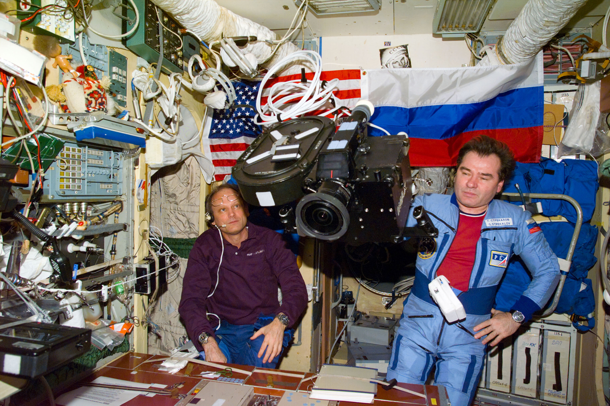 IMAX Aboard Mir Space Station