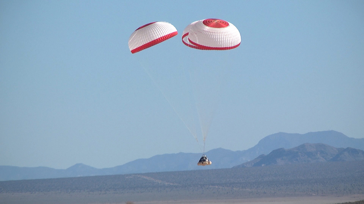 Drop Test of CST-100 Spaceship on April 3, 2012