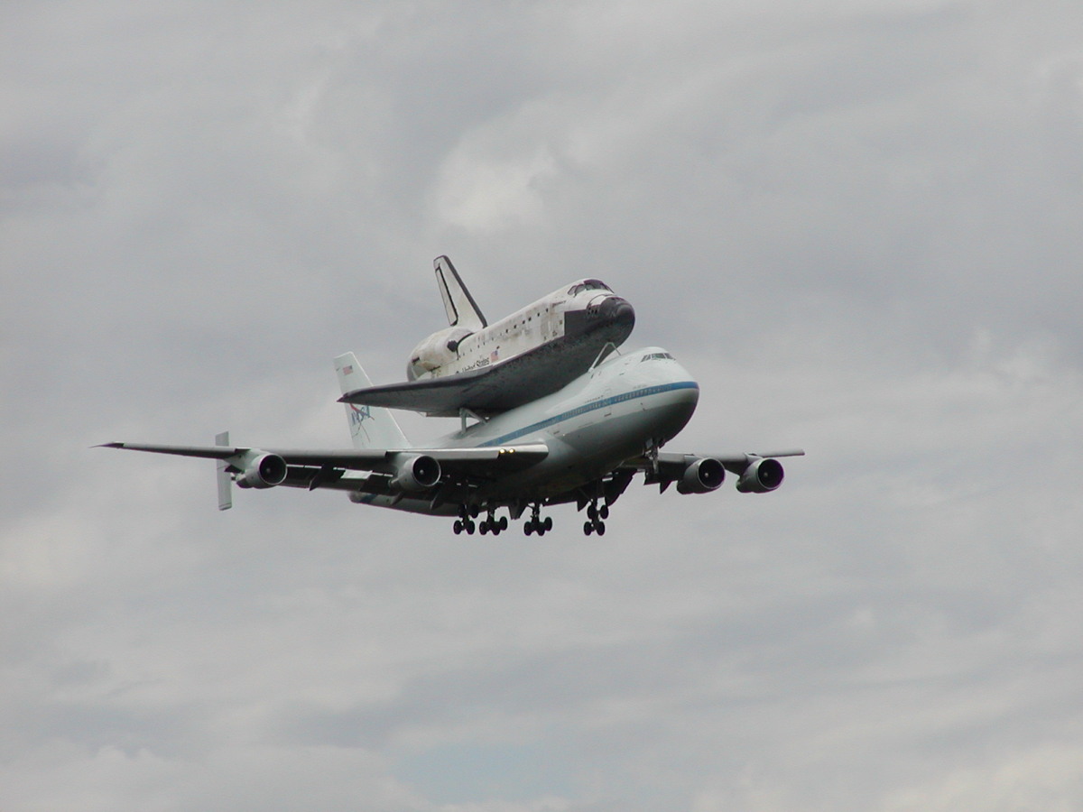 N905NA on Short Final