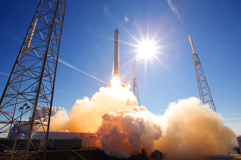 Gallery: SpaceX's 1st Mission to Space Station - How It Works