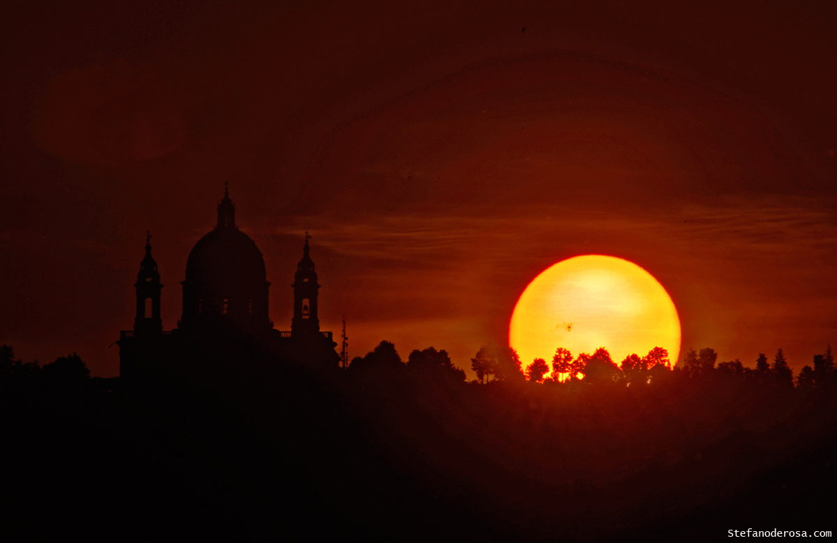 Sunspot AR1476 Viewed from Turin, Italy