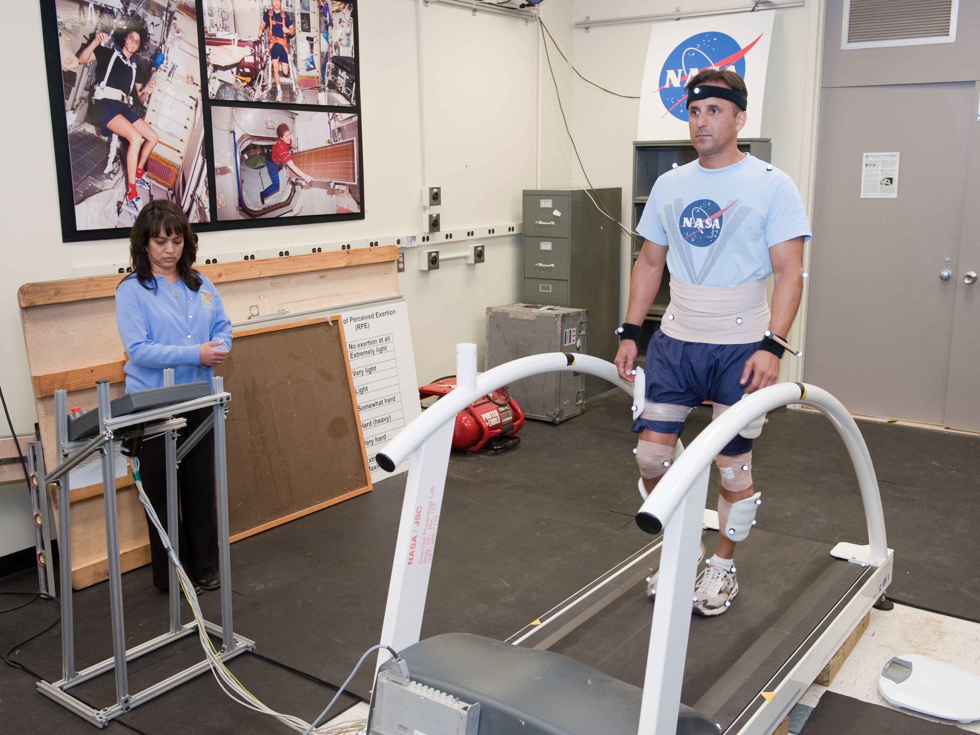 Astronaut Joe Acaba in Training