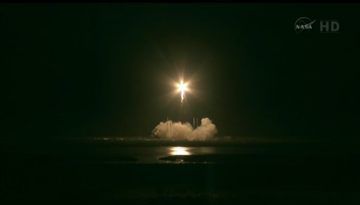 SpaceX Launches Falcon 9/Dragon to ISS