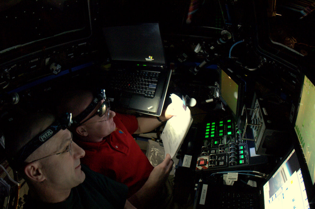 Teamwork in the Cupola During Dragon Approach