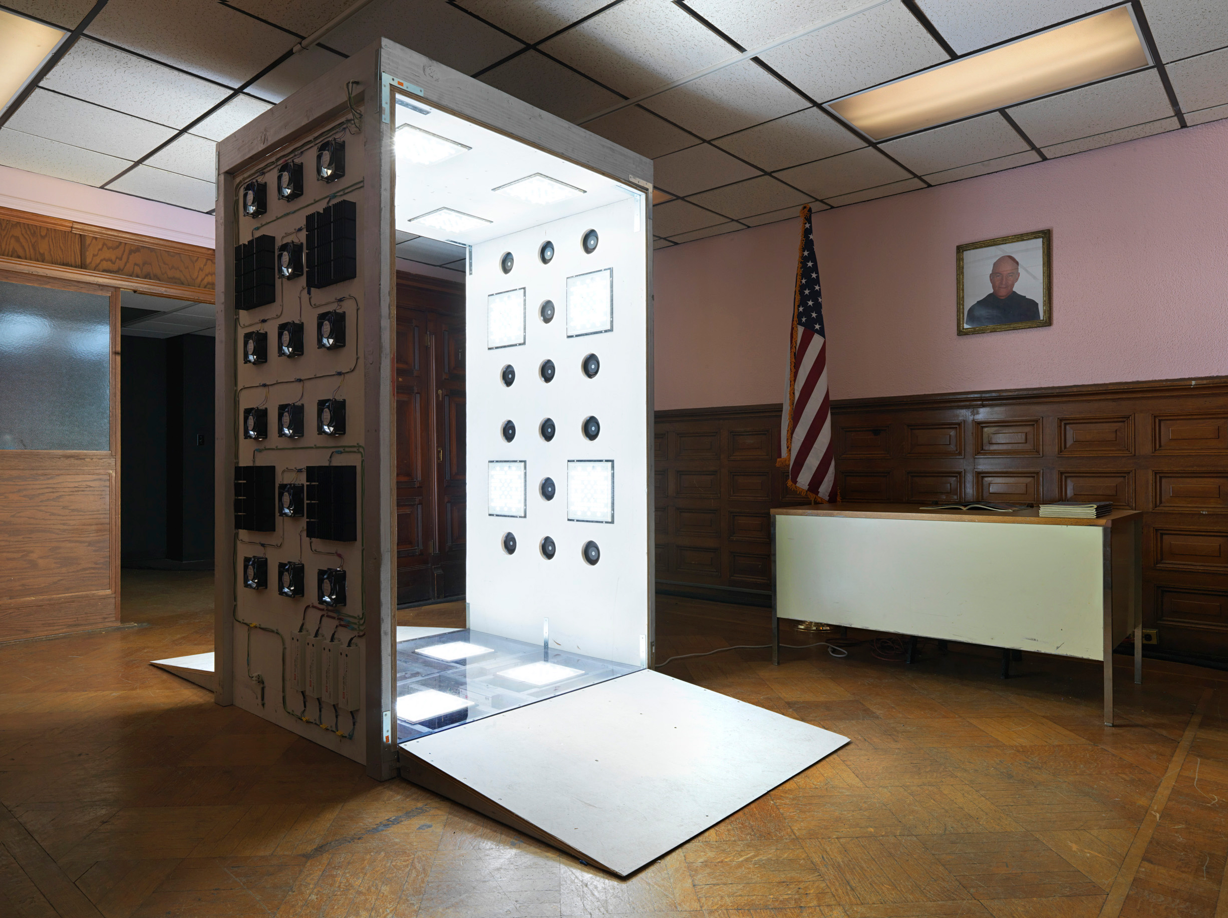 Robert Irwin Scrim Clean Air Room in