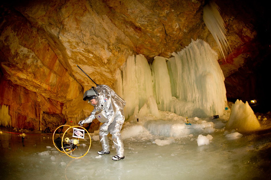 Daniel Foeger and Cliffbot in the Tristan Dome
