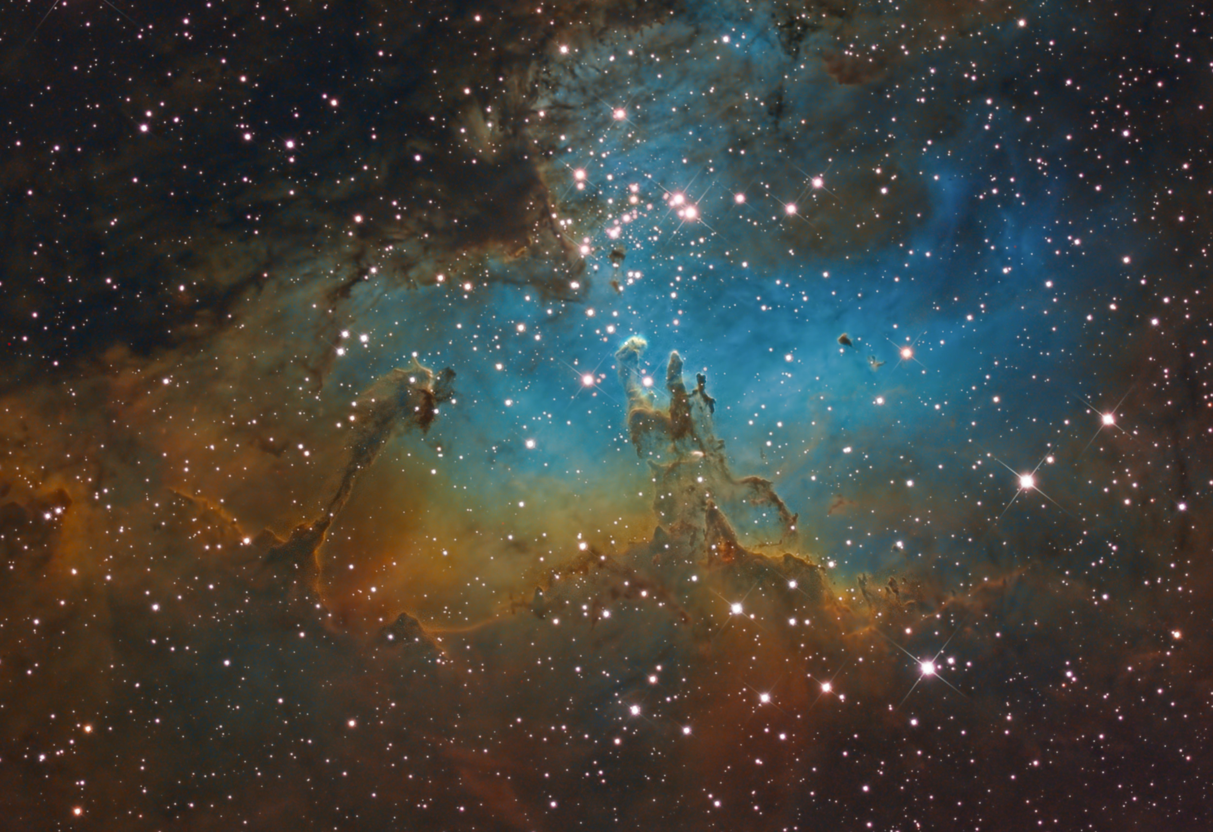 Amazing Eagle Nebula Swoops into Stargazer's Night Sky Photo