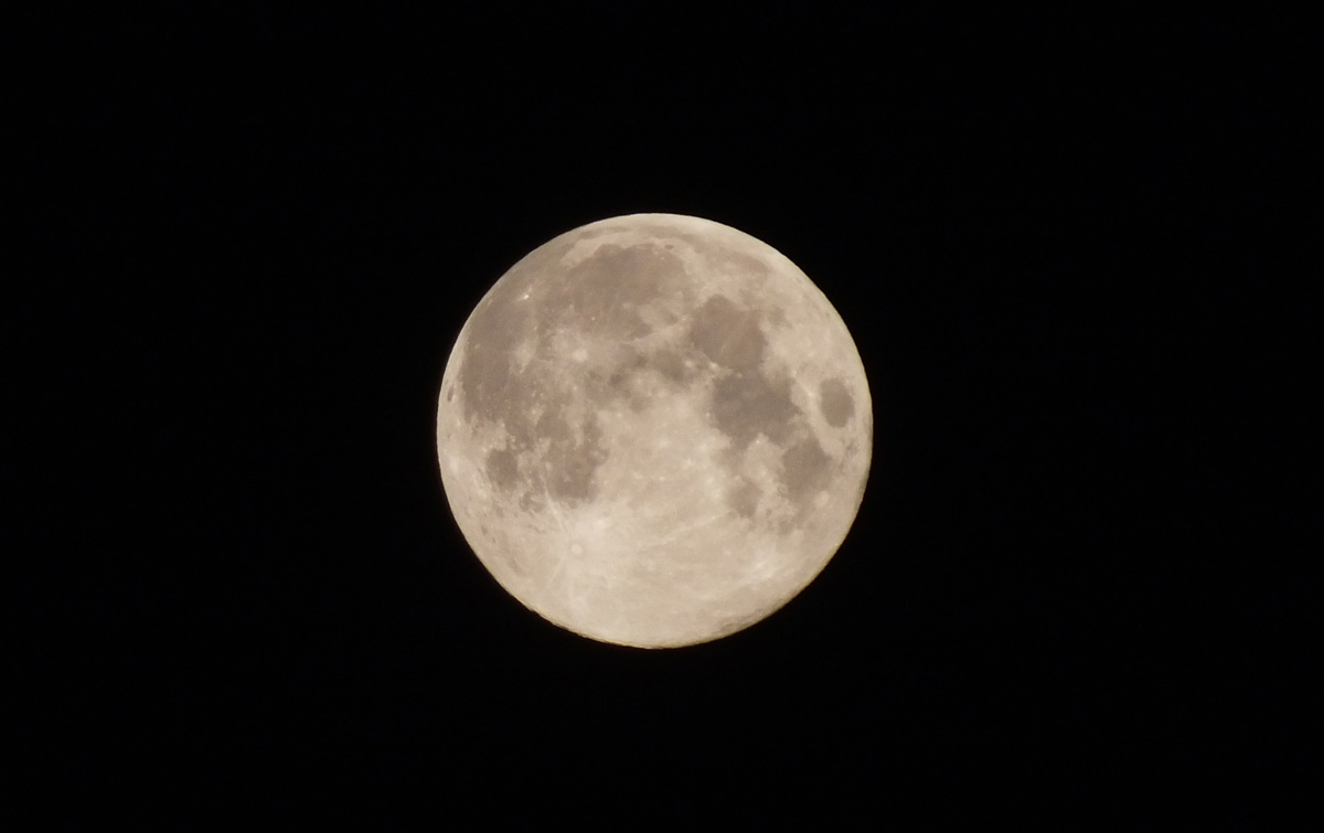 August 2012 Full Moon over New York State