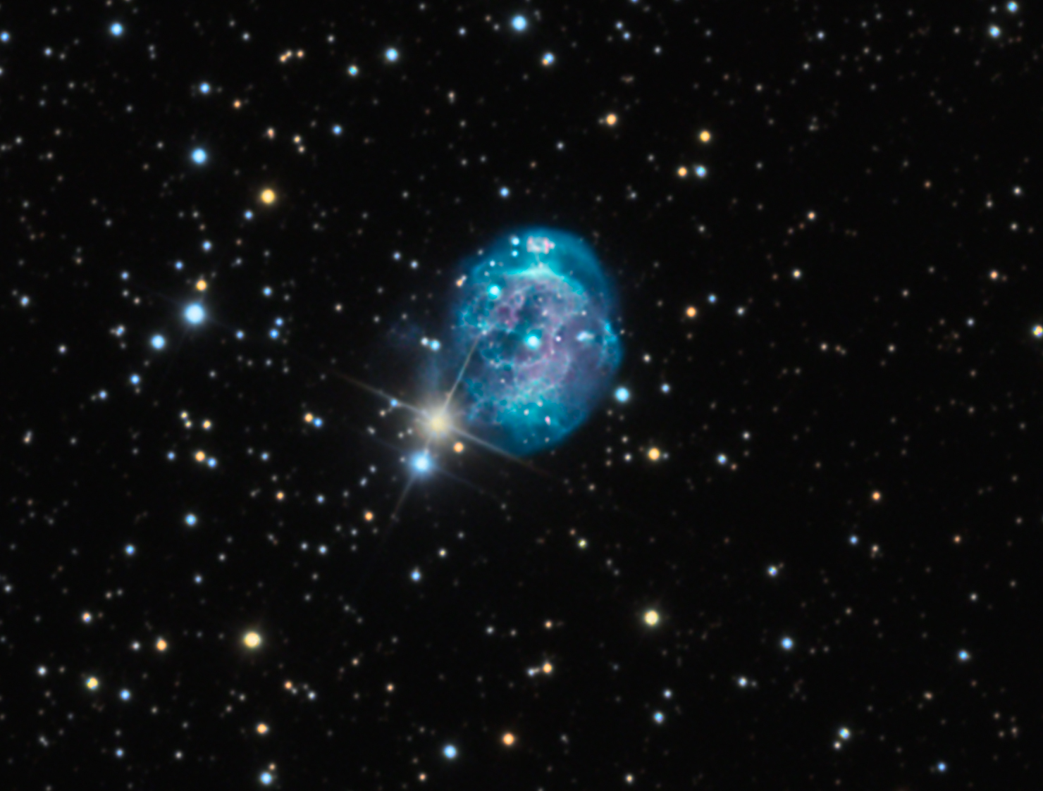 Birth of Cool: Photographers Catch Brilliant Fetus Nebula