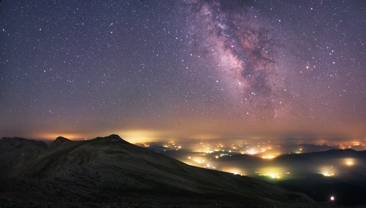 Sky Away from the Lights by Tunç Tezel