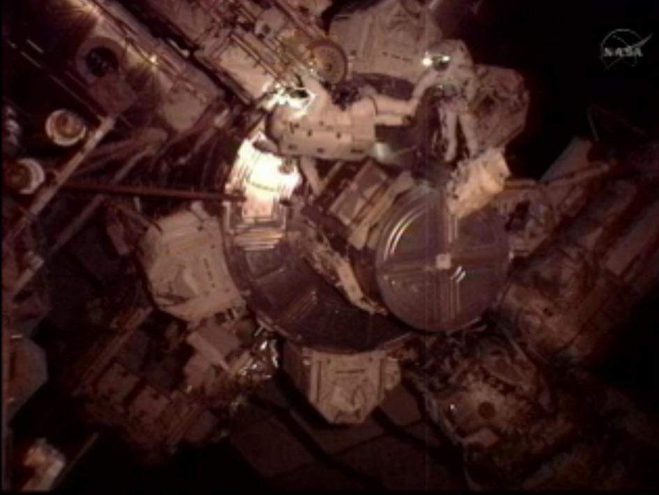 Expedition 32: Spacewalkers Get to Work