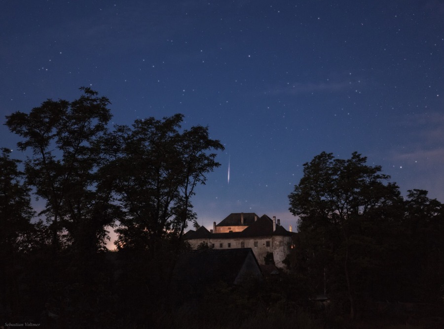 Perseid Meteor Shower 2012 Photographed by Voltmer