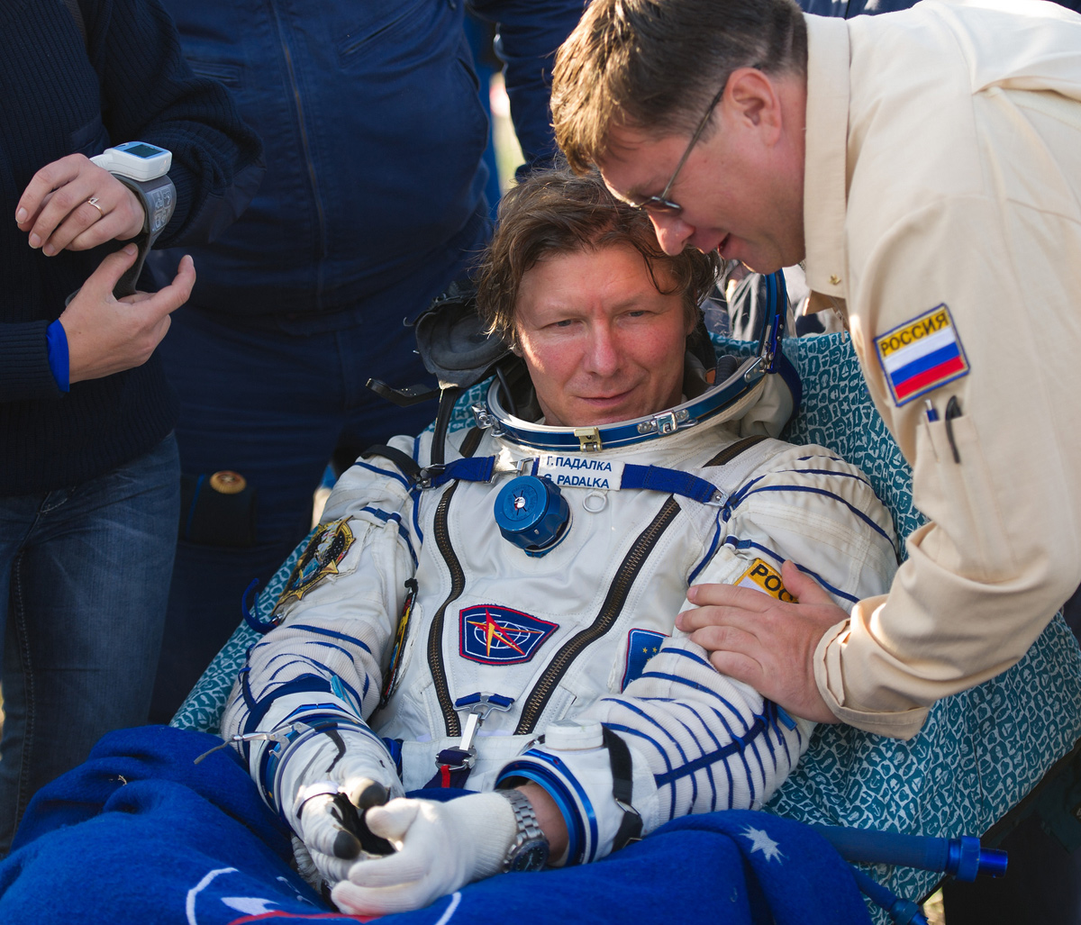 Expedition 32 Landing
