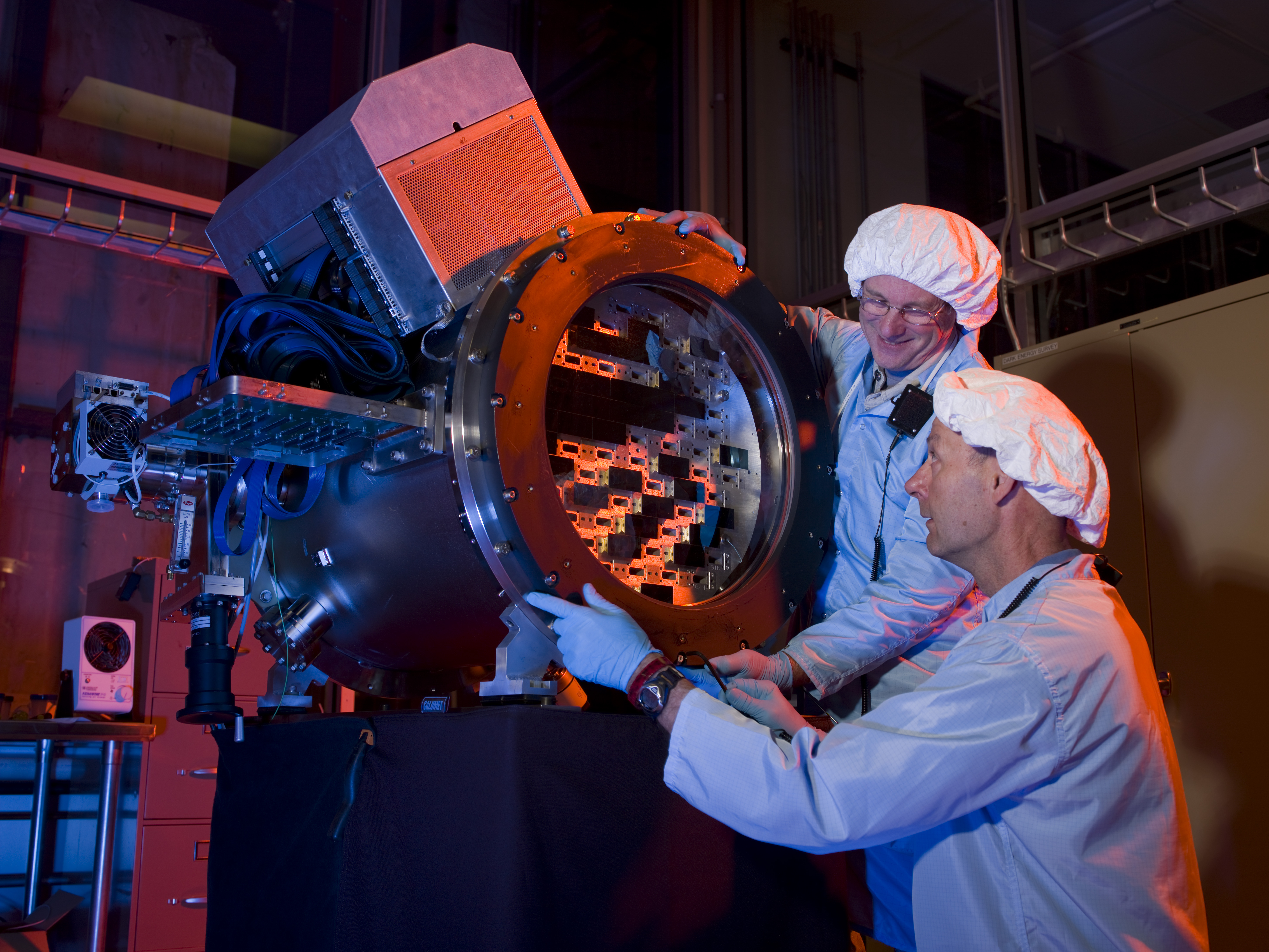 Scientists Build Prototype of Dark Energy Camera