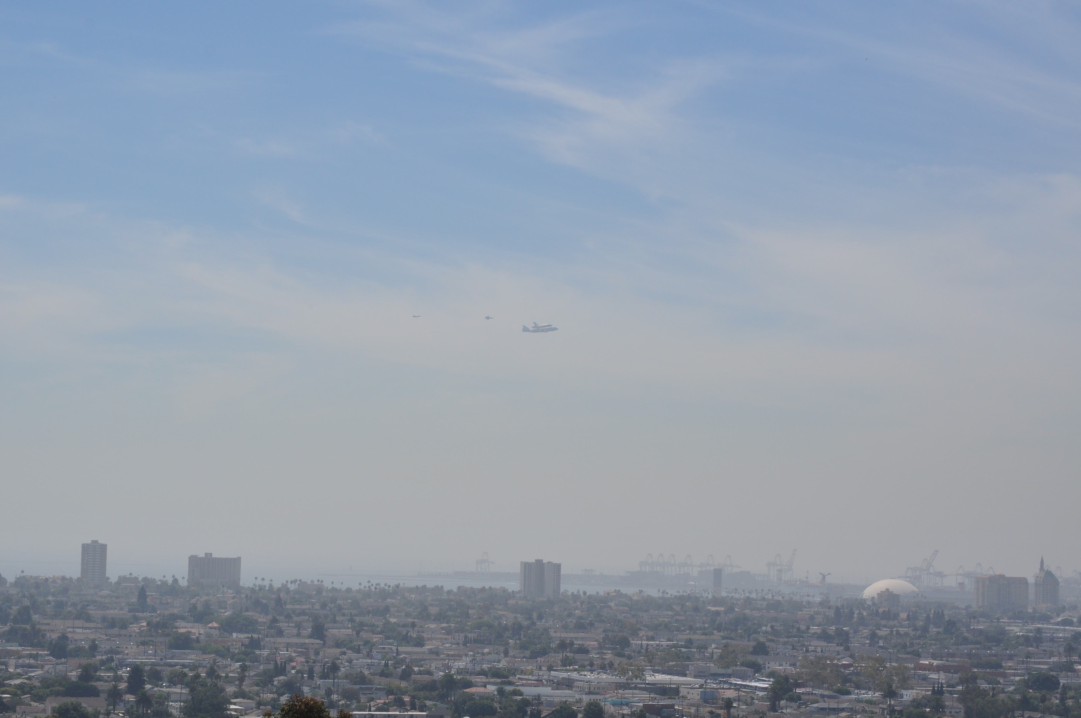 Shuttle Endeavour Over Long Beach, Calif.