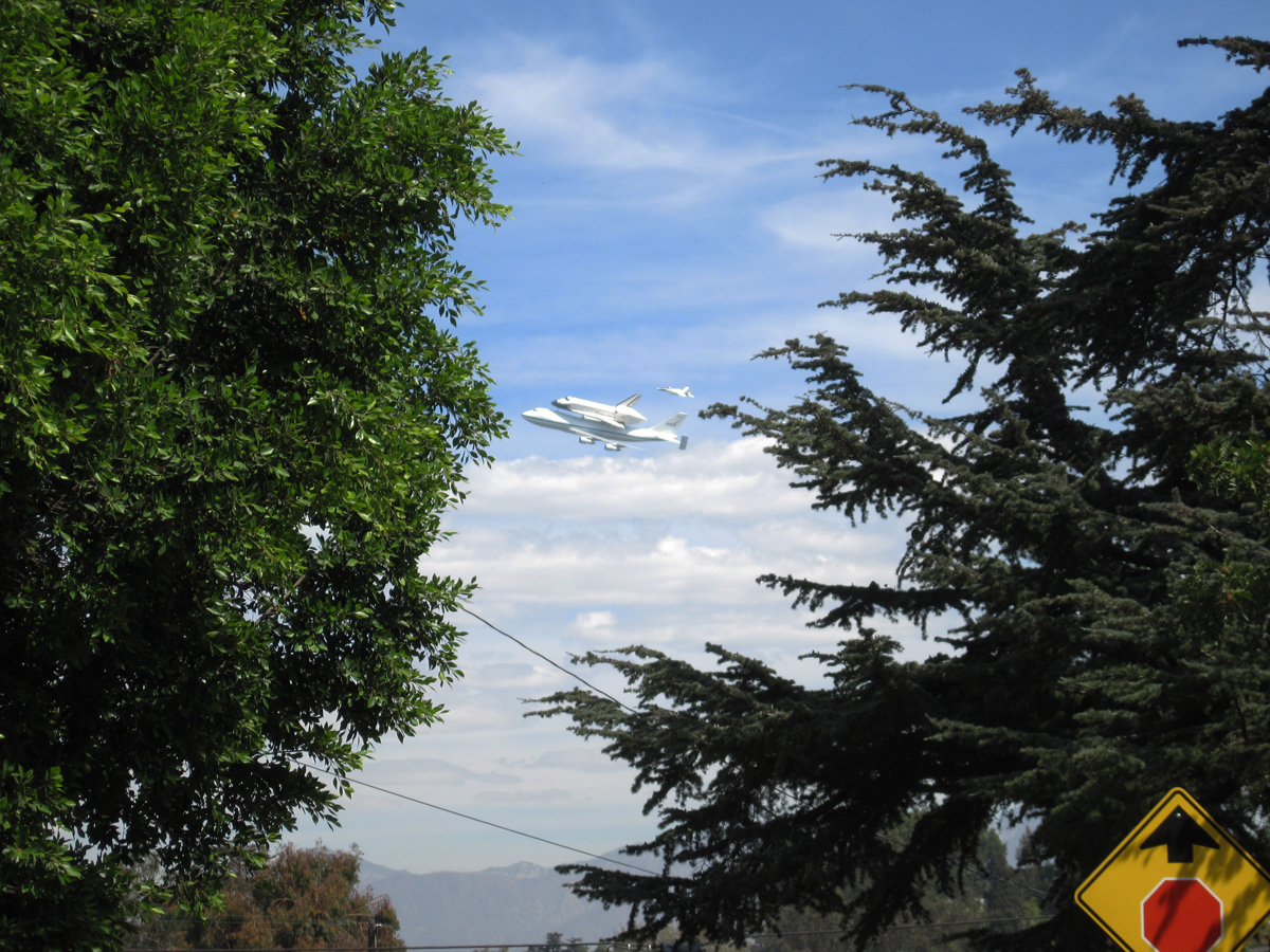 Endeavour over Silver Lake, Los Angeles