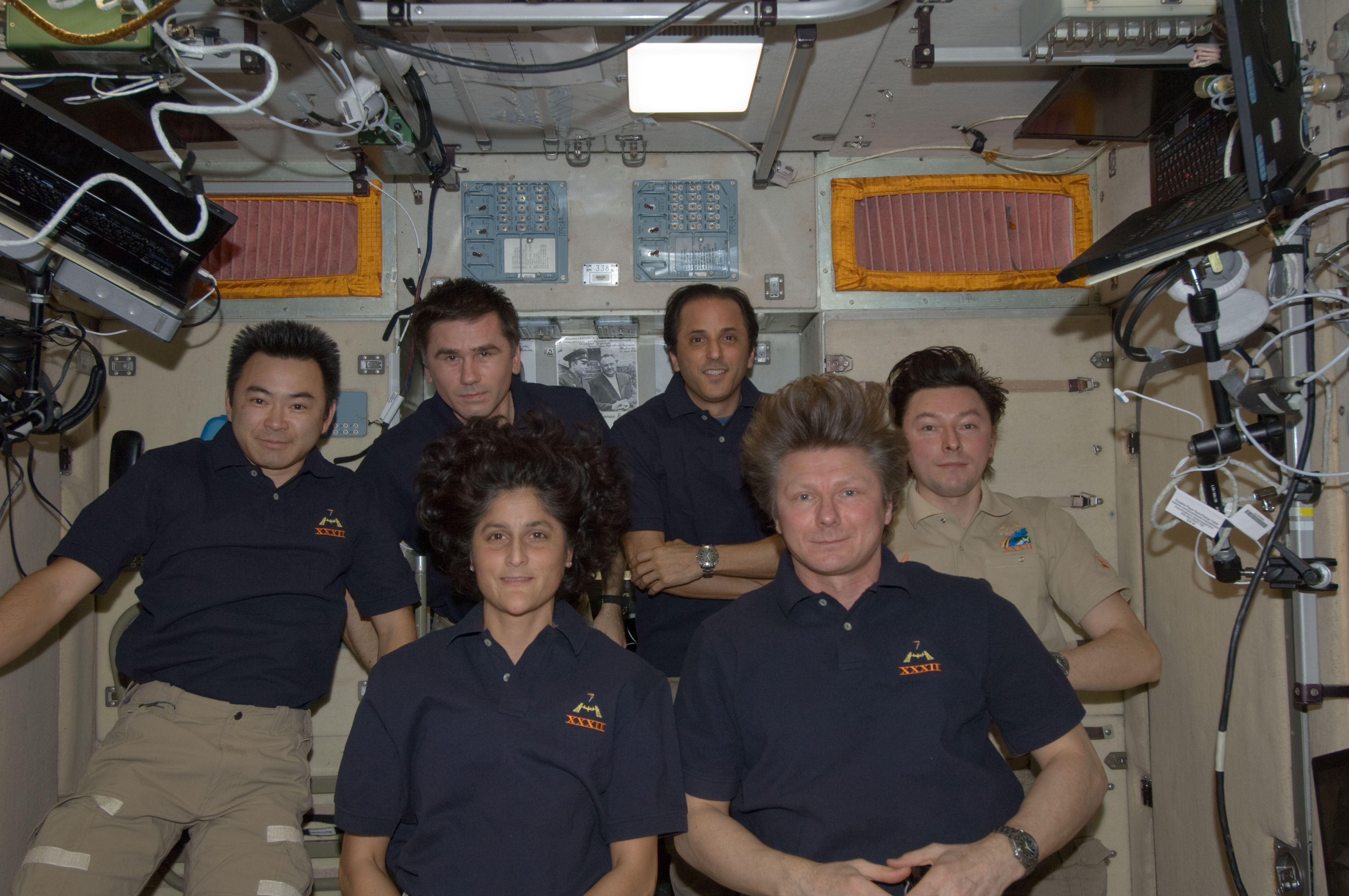 Expedition Crew Members Pose After Changing-of-Command Ceremony
